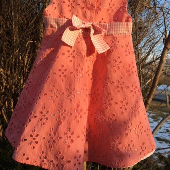 Adorable,Peach, NWOT in Broderie Anglaise, with white flower ,& petticoats 24mth - Picture 5 of 5